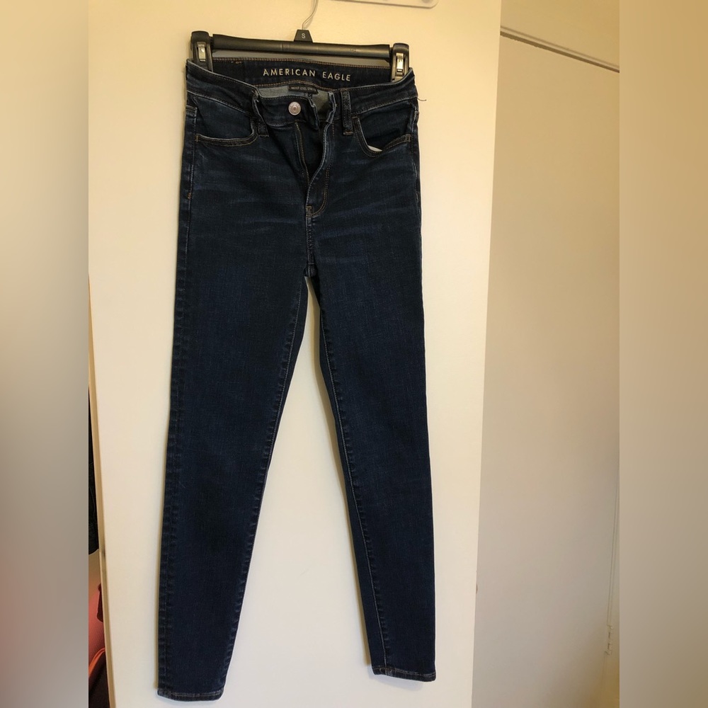 American Eagle jeggings, size 0 regular length, dark blue wash, near new cond - Picture 3 of 9